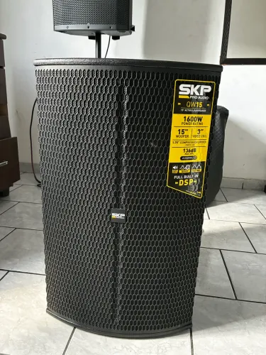Caixa ativa profissional SKP QW15