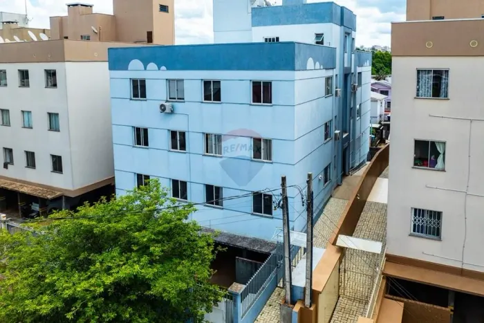Apartamento de 2 quartos a venda perto do stock center, por 300 mil