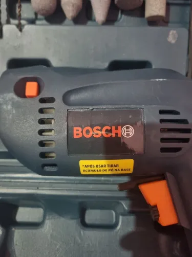 Vende-se furadeira 220v
