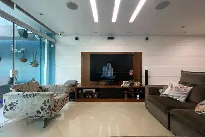 Sobrado com 4 dormitórios à venda, 183 m² por R$ 1.380.000,00 - Nova Gerti - São Caetano d
