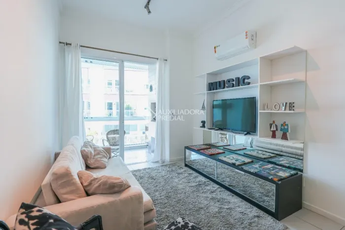 APARTAMENTO QUADRA MAR RIO TAVARES