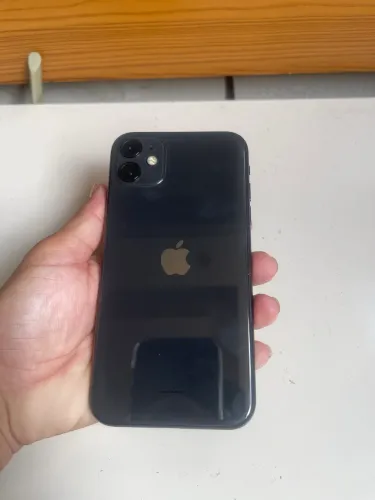 Vende-se iPhone 11 de 64gb