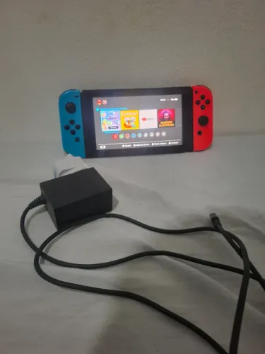 Nintendo switch v2 sem dock e caixa