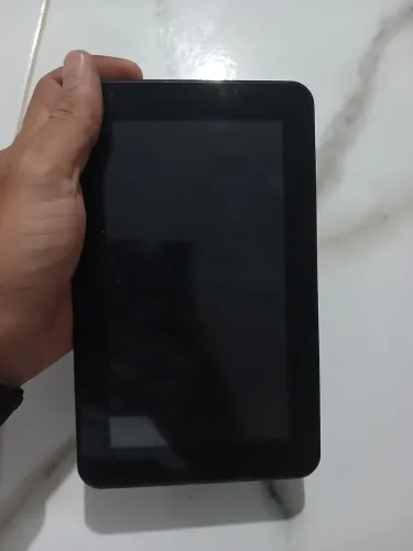 Tablet das princesas seminovo.