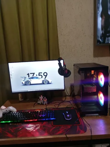 Computador para jogar ou se quiser pode estudar e editar
