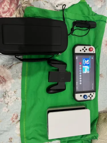 VENDO OU TROCO NITENDO OLED