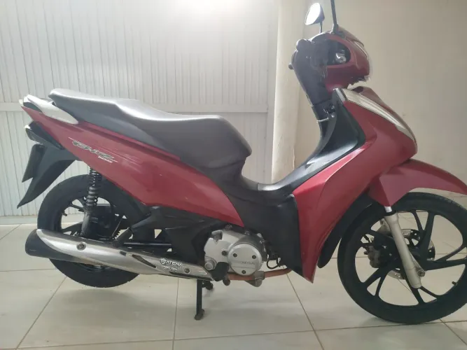 Vendo biz semi nova