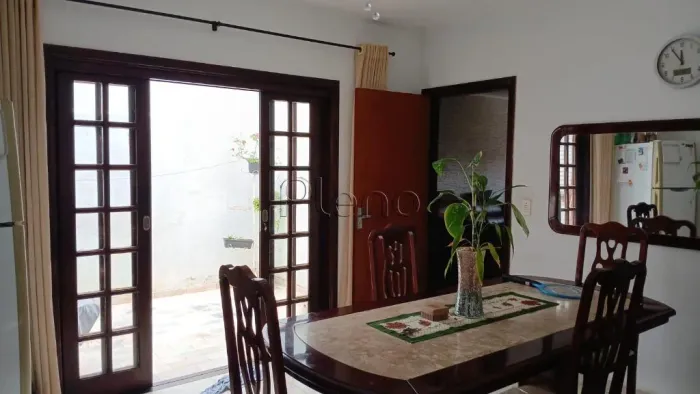 Casa à venda em Campinas, Parque Taquaral, com 4 quartos, com 220 m²