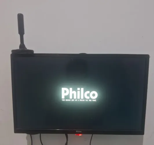 Tv 14 philco tela plana nao é smart