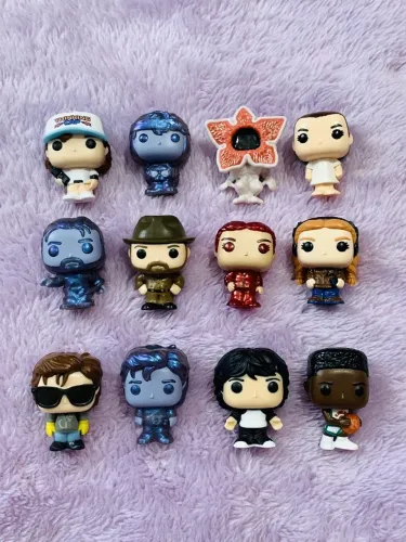 Stranger Things Kinder Joy 2025