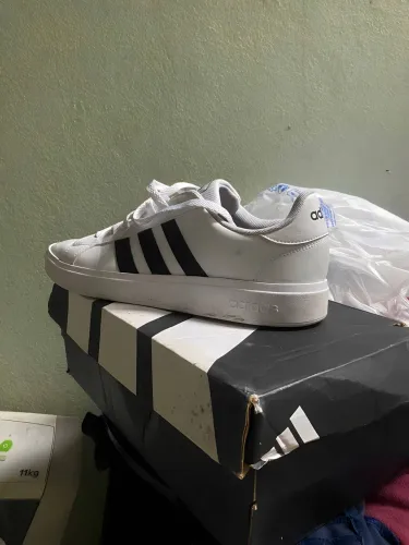 tênis Adidas Grand Court 3.0 branco