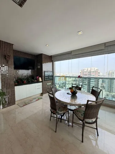 Apartamento Mobiliado com 3 suítes à venda, 218 m² por R$ 3.900.000 - Anália Franco - São 
