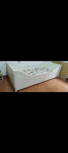 Cama infantil Tokstok ( Caminha 85 cm largura x 1,67cm Comprimento)