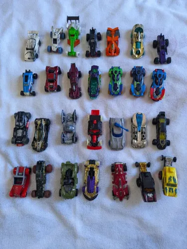 Lote 7 Hotwheels.