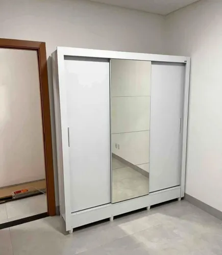 Guarda roupa Barcelona branco 