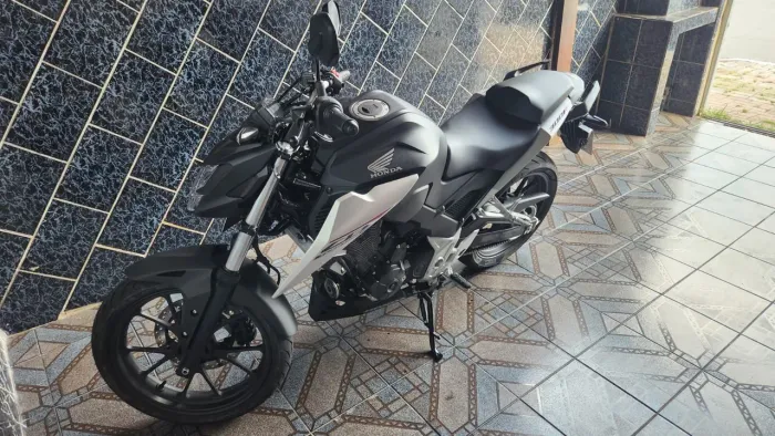 Cb twister 300f