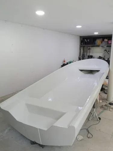 Lancha Cabrasmar _ 4,60 de comprimento 1,70 largura 