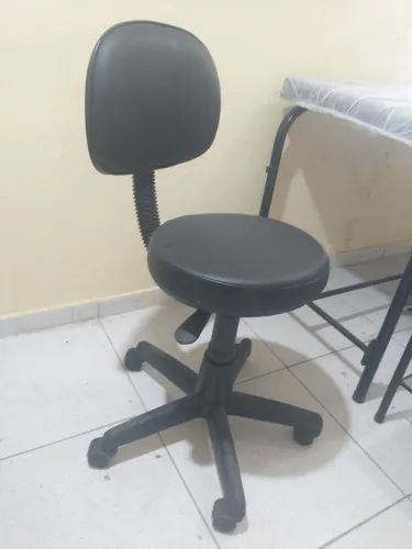 Vendo móveis para salão de beleza e estéticas