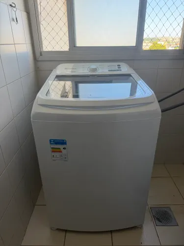 Vendo Máquina de Lavar 17kg Electrolux Essential Care