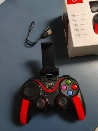 VENDO GAMEPAD BLUETOOTH PARA CELULAR OU PC.