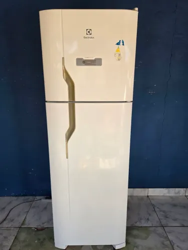 Vendo geladeira Electrolux