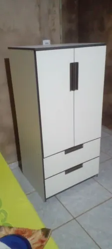 Guanda-roupa novo 