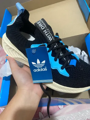 Sapato adidas