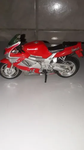 moto miniatura Kawasaki
