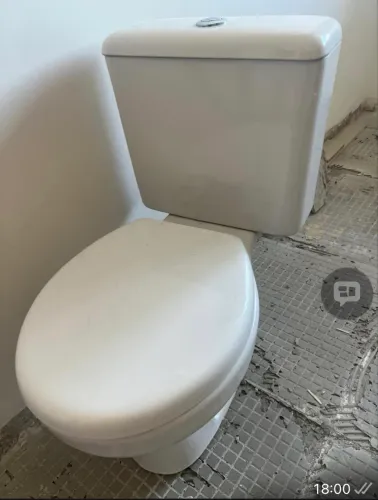 Vendo vaso sanitário completo !!