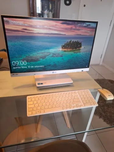 Computador LG All-in-One 23" Full HD IPS | Core i5 SSD | Perfeito Estado + Teclado e MouSE