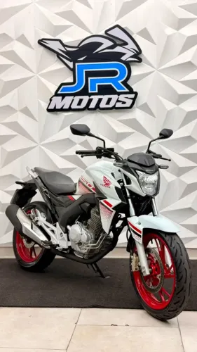 HONDA CB250cc TWISTER 2022