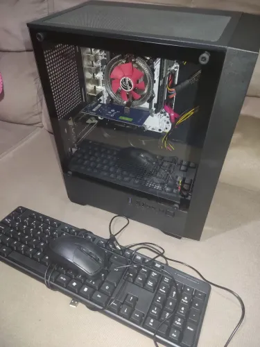 pc muito bom x99 xeon 2650 v4 (NOVO) (NÃO ACOMPANHA MONITOR)