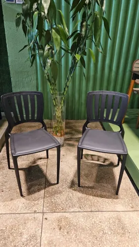 CADEIRA DECORATIVA ARUANÃ