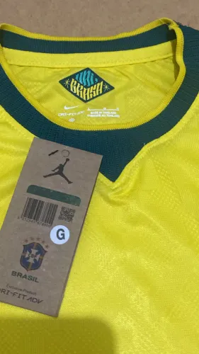 Camiseta seleção modelo jogador