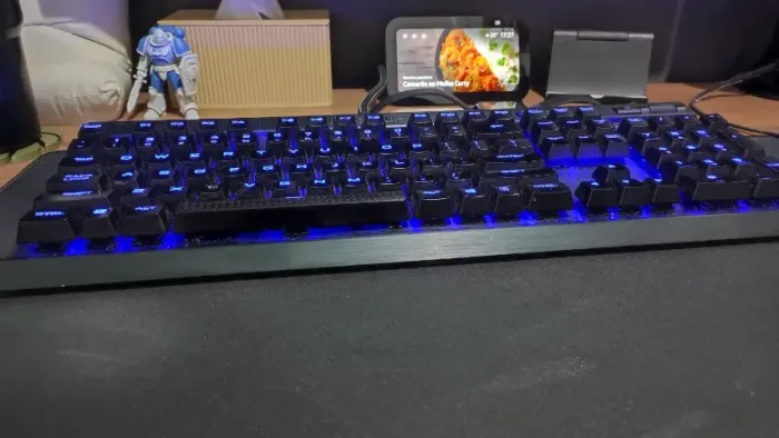 Teclado Mecânico Corsair K70 Lux Blue