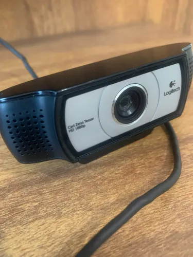 Câmera Logitech HD 1080p - Usada