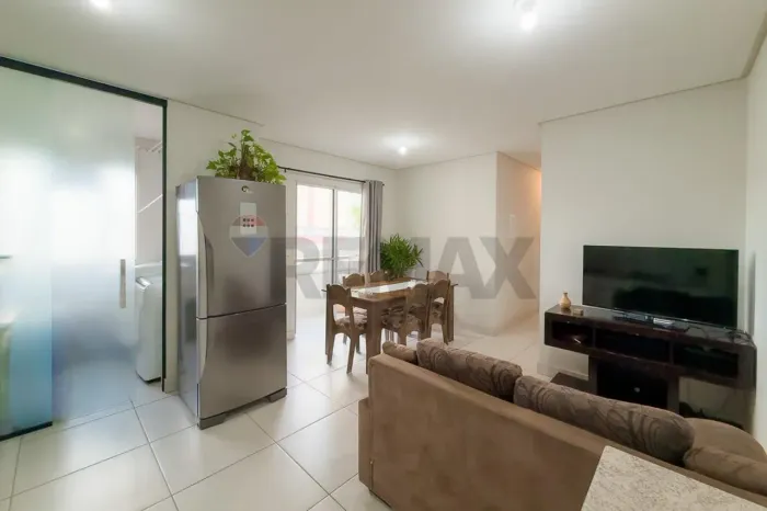 Apartamento a venda 3 quartos uma suíte, bairro Comerciário em Criciúma próximo ao mercado