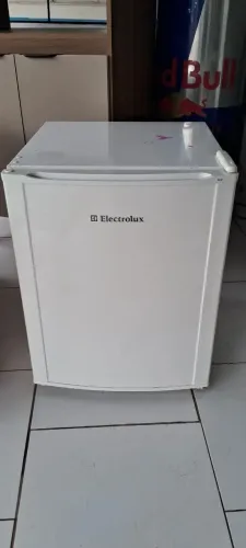 FRIGOBAR ELECTROLUX 127V ENTREGO