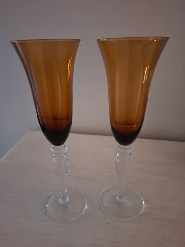 2 Taça de champanhe Bohemia Angela de cristal ecológico na cor ambar..