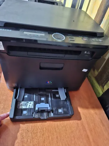 Multifuncional Samsung CLX 3175 N, Com Defeito para Retirada de Peças.