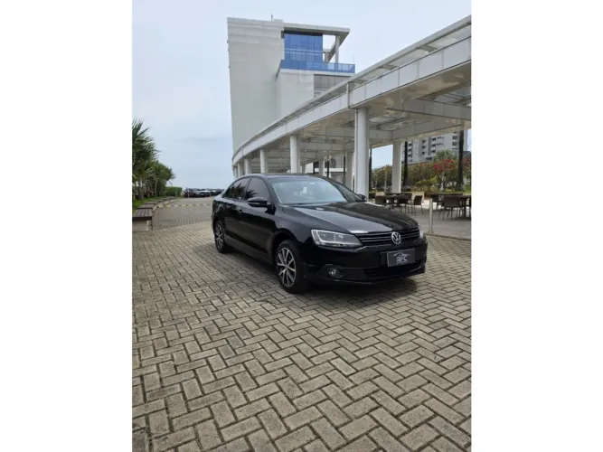 Volkswagen Jetta Comfortline 2.0 T.flex 8V 4P Tipt. 2014