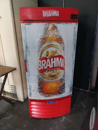 Cervejeira metalfrio pequena