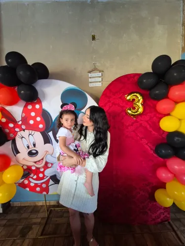 Painel Mickey e Minnie usado apenas 1 vez 1z50 x 1,50