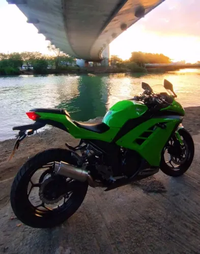 KAWASAKI NINJA 300 2015