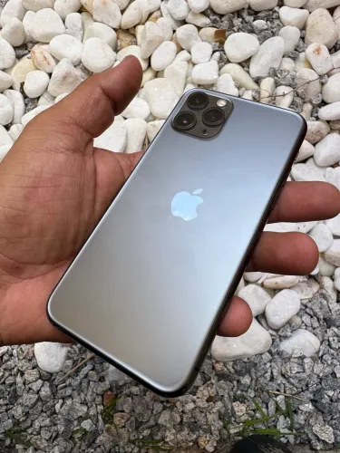 iPhone 11 Pro 64gb conservado 