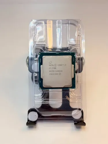 Processador Intel Core i7-7700 8M de Cache, 3.6Ghz (boost 4.20 GHz) UR0200