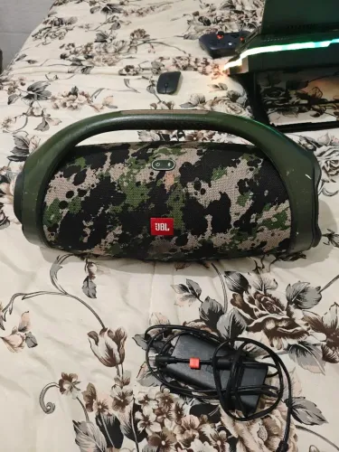 Bombox2