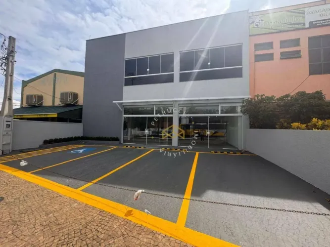 Prédio para alugar, 600 m² - Centro - Valinhos/SP