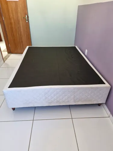 Base box casal 1,38 X 1,88 seminova