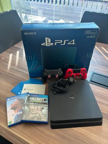 PS4 Slim 500G + 2controles , 2 jogos caixa original